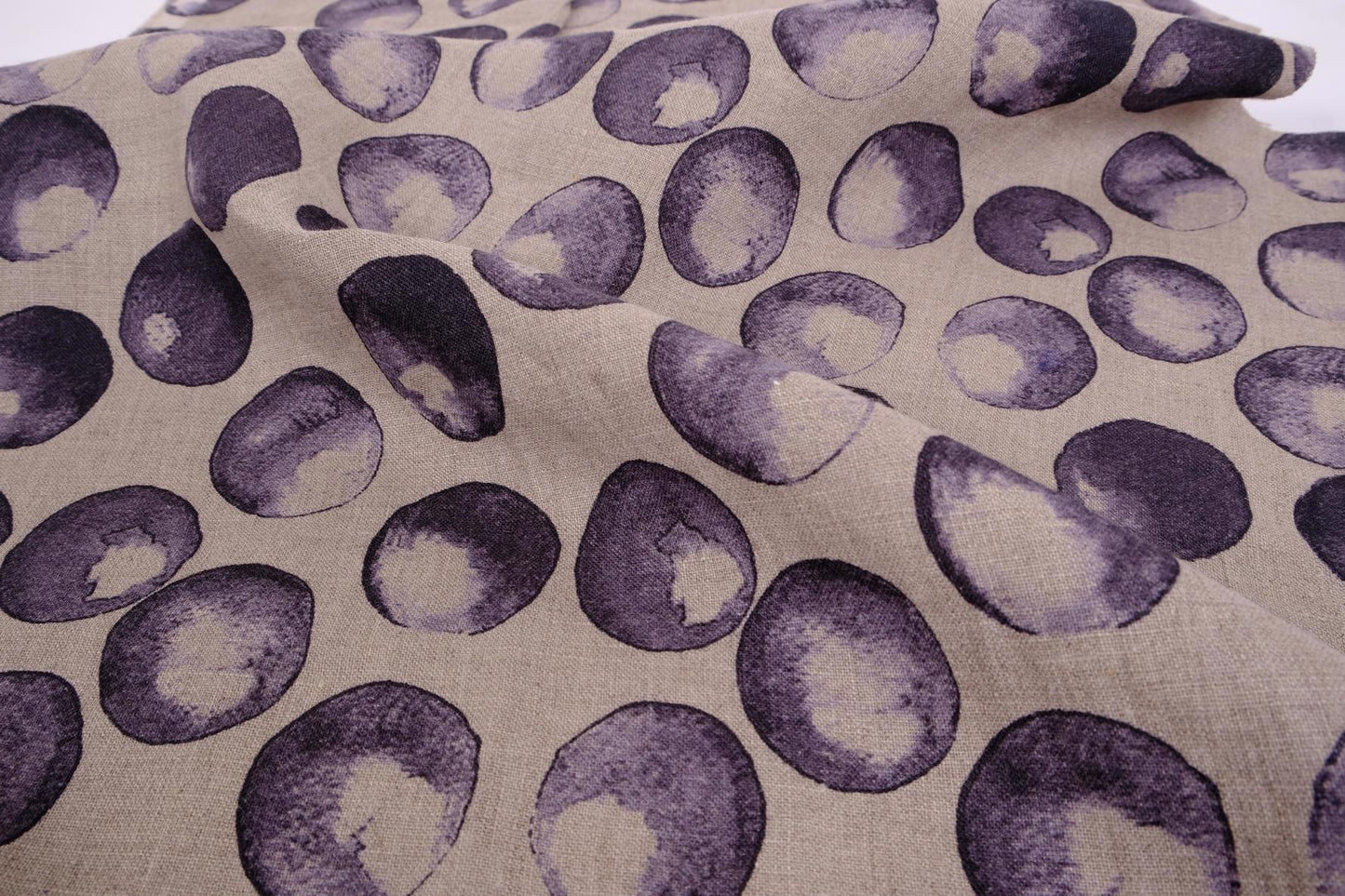 Large polka dot print on natur - linen fabric - 294P