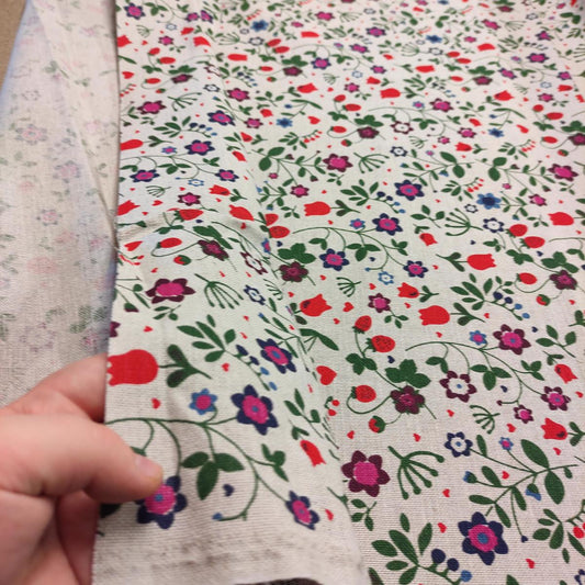 Strawberry field print - linen fabric - 398P