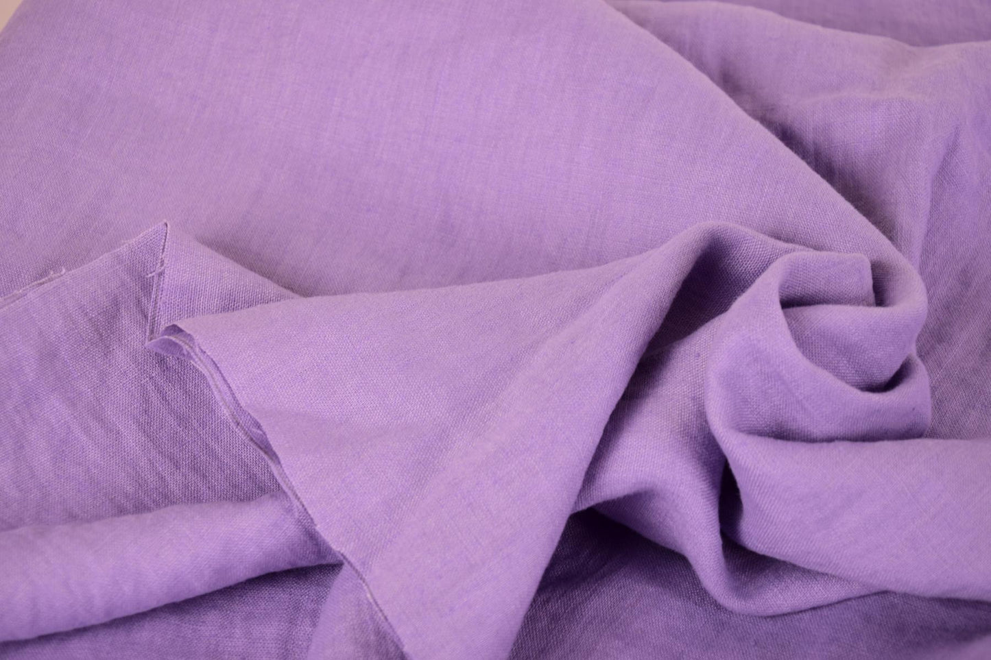 Petunia -  linen fabric - 180gsm - 786M