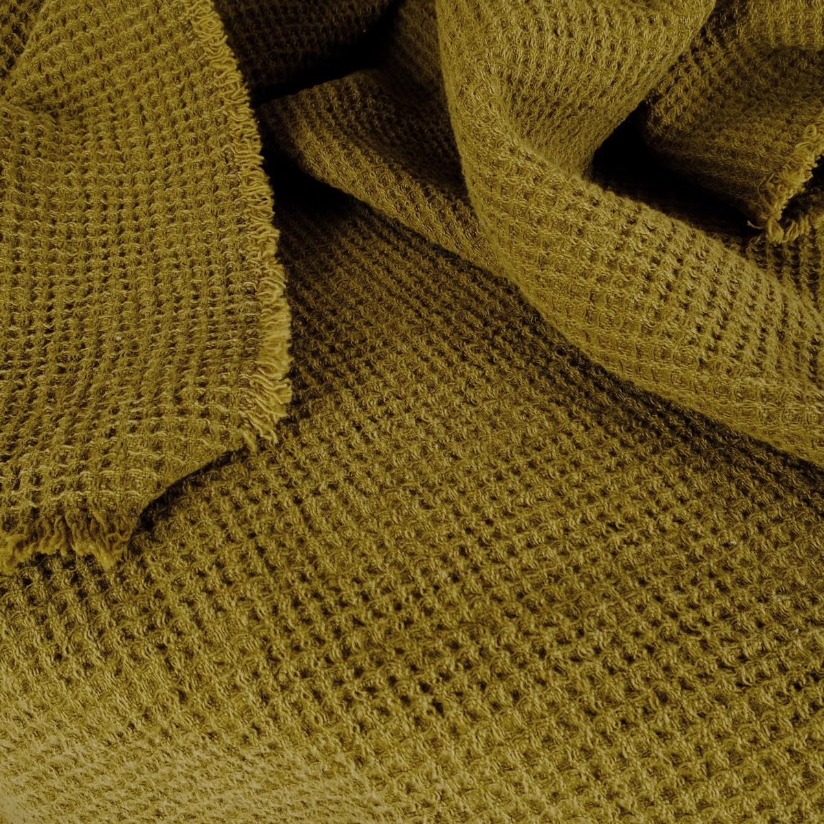 Green moose - waffle - linen blanket