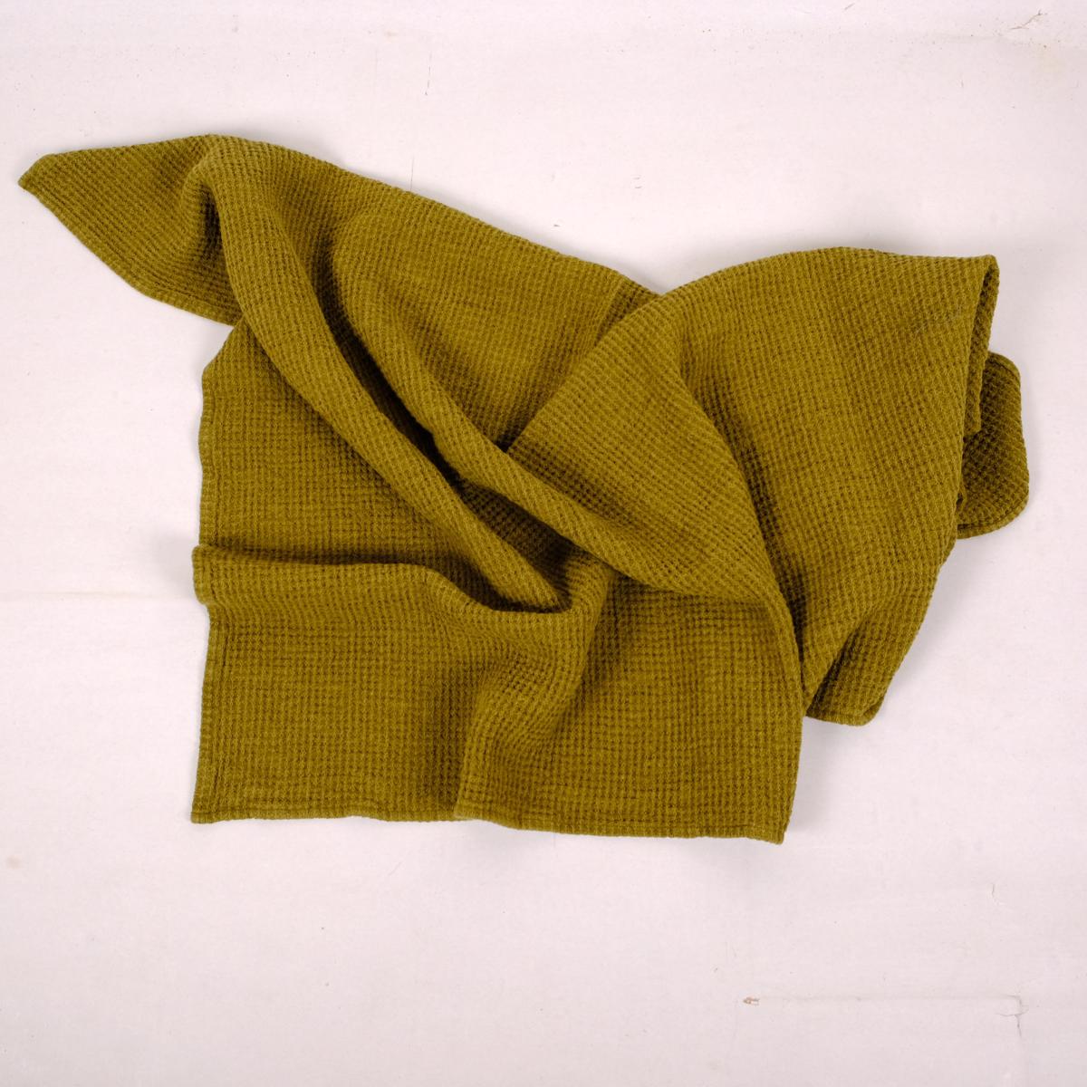 Green  waffle - linen bath towel