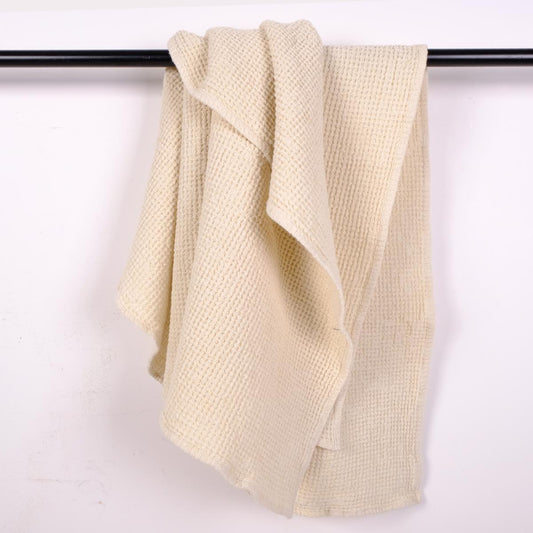 Offwhite waffle - linen bath towel