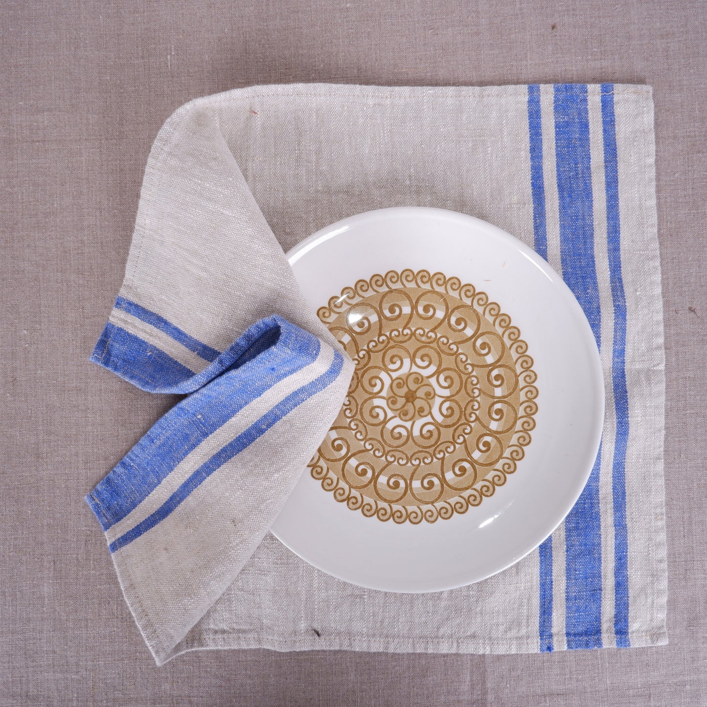 Natur - blue striped - linen napkin - Blue Edges