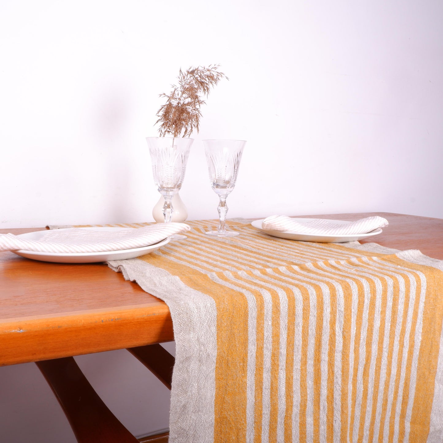 Yellow  - table runner - Provence -  washed