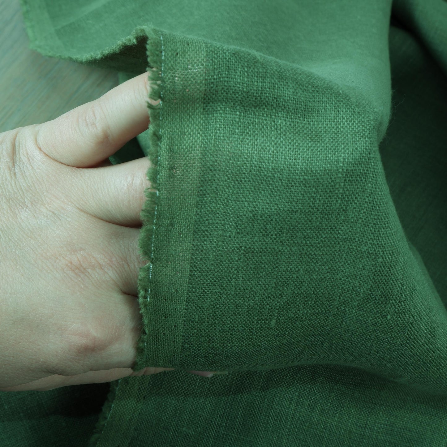 Glade green- linen fabric - 180g/² - 587M