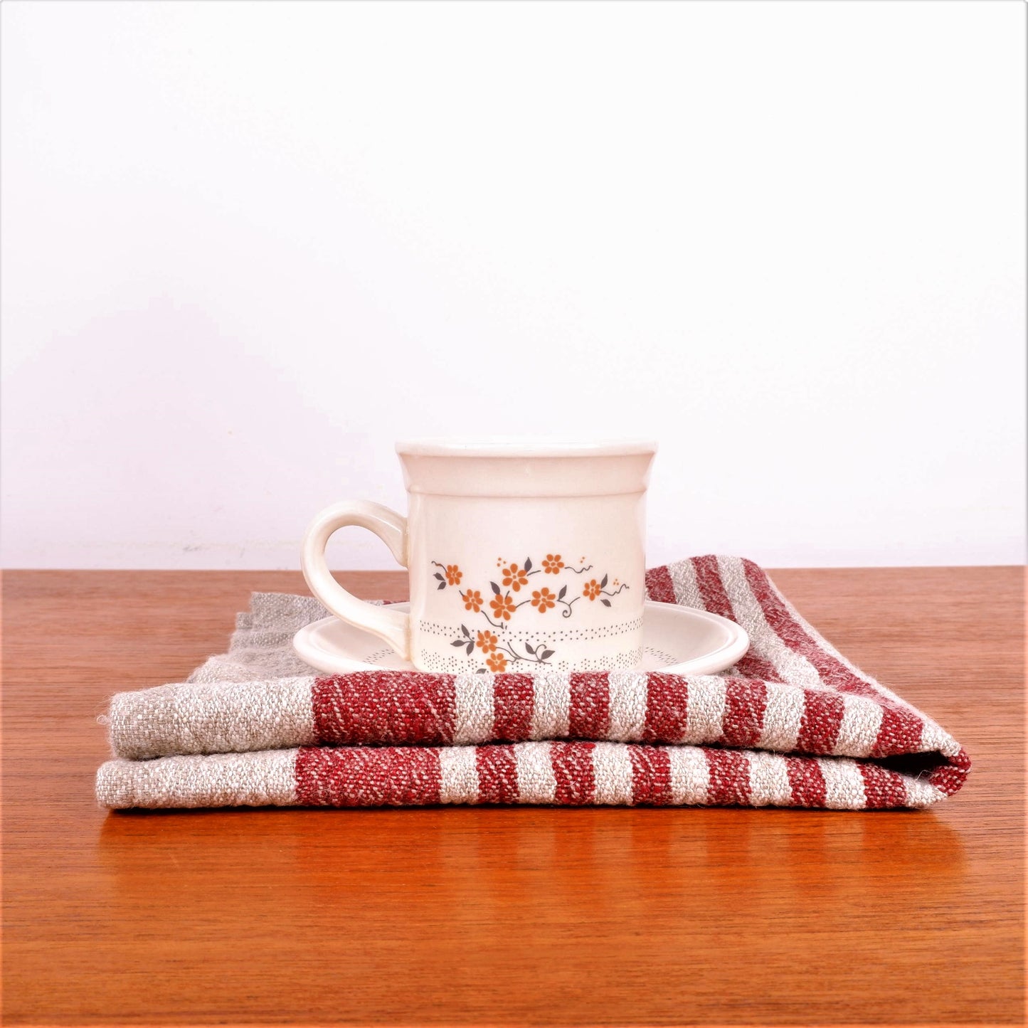 Natur - red wine - striped linen napkin - Provence