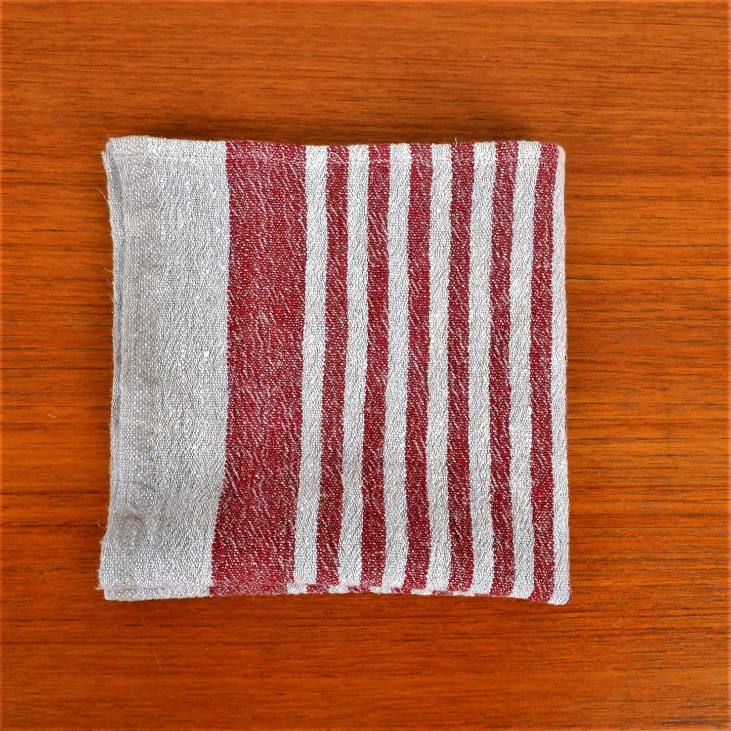 Natur - red wine - striped linen napkin - Provence