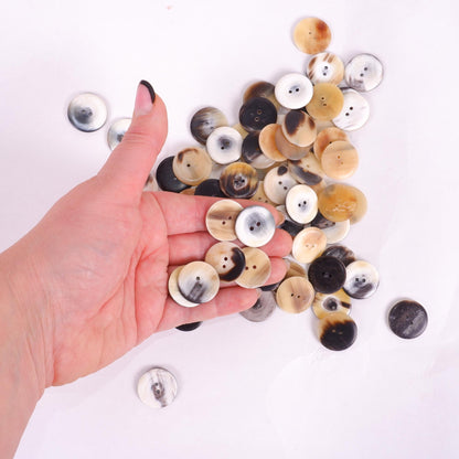 Horn buttons - size 25 mm -  2 holes