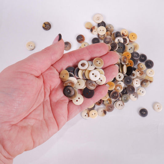 Horn buttons - size 13 mm -  2 holes