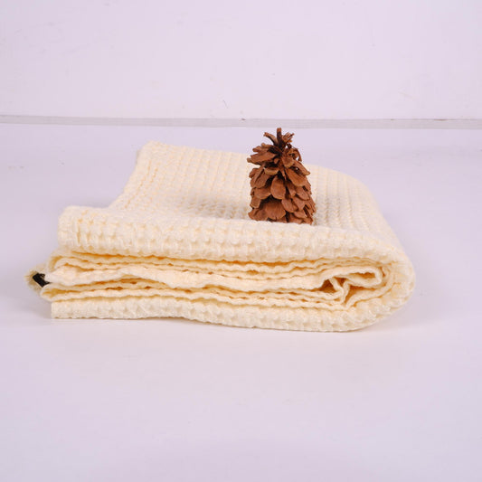 Pale yellow - waffle - linen bath towel