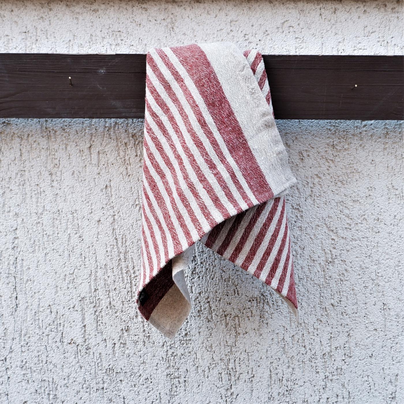 Red wine stripes - Kitchen towel