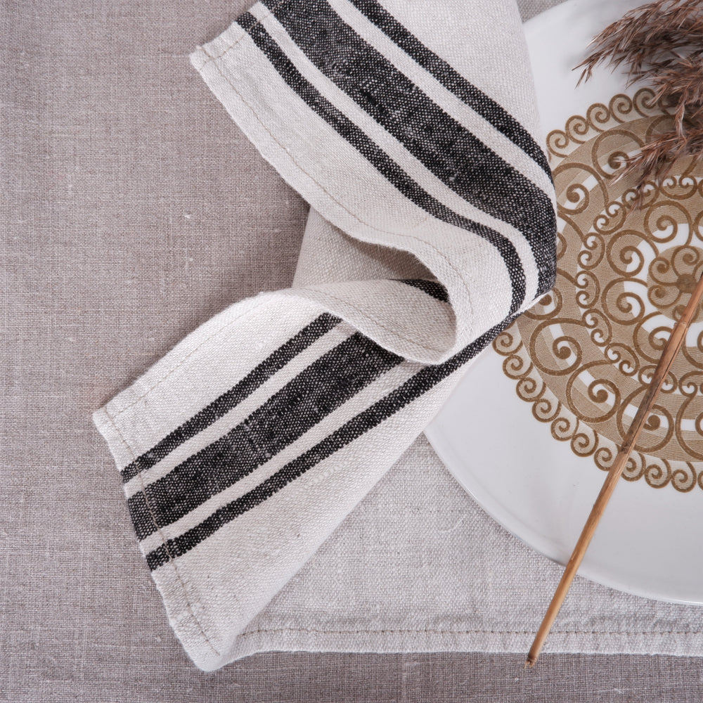 Natur - black striped - linen napkin - Black Edges