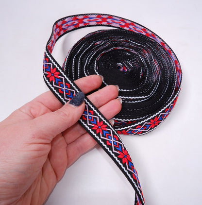 Red Flower - Folk art trim - 20mm