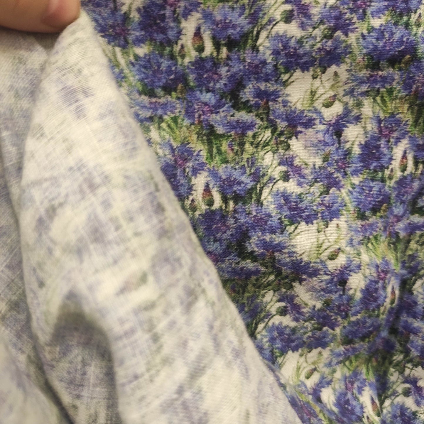 100% linen fabricwith cornflower print -  Medium weight  or heavy  -  for blouses dresses curtains scarves 059