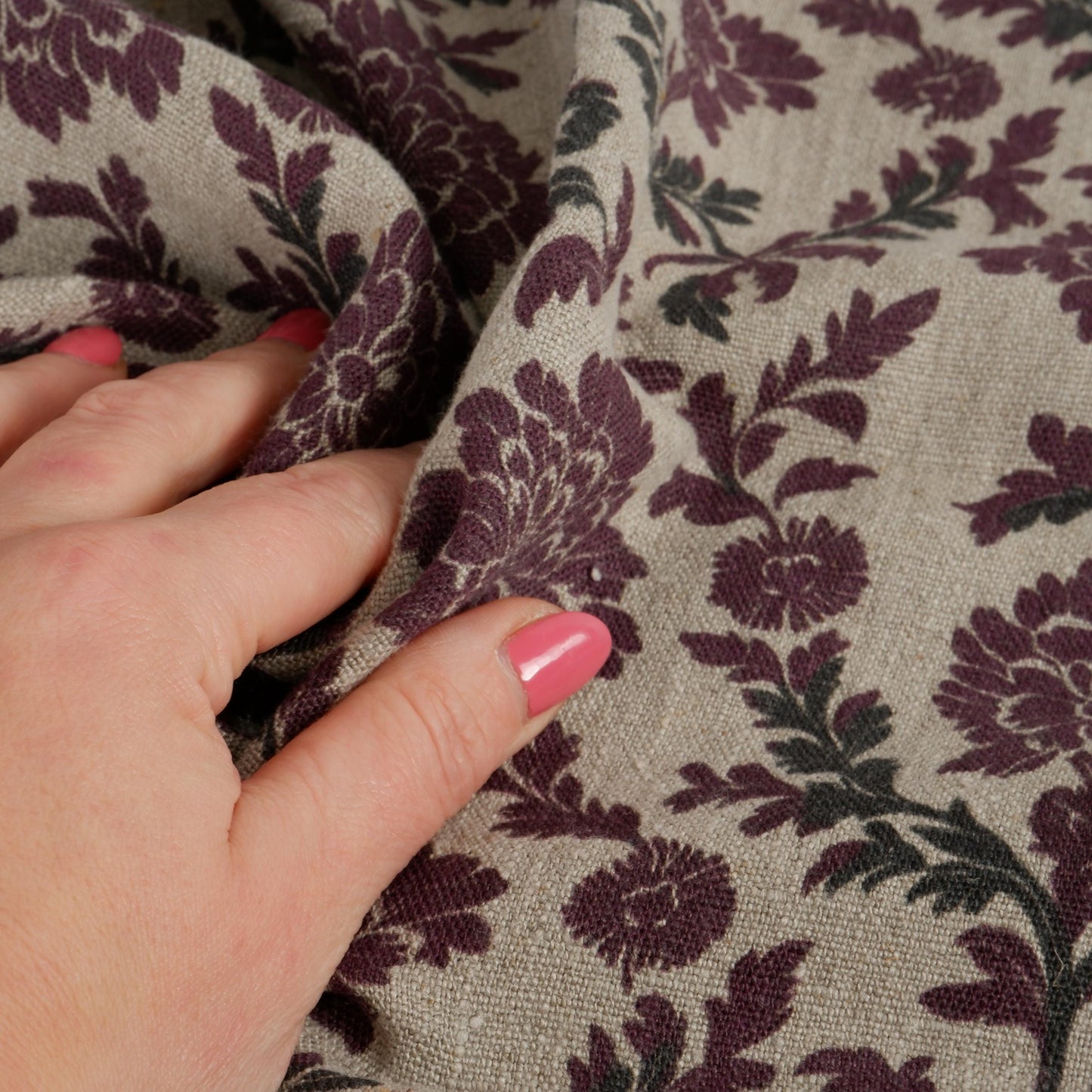 100% linen Retro Maroon flower Print fabric for Curtain Upholstery Cushion - Floral  - for dress making sewing 2262