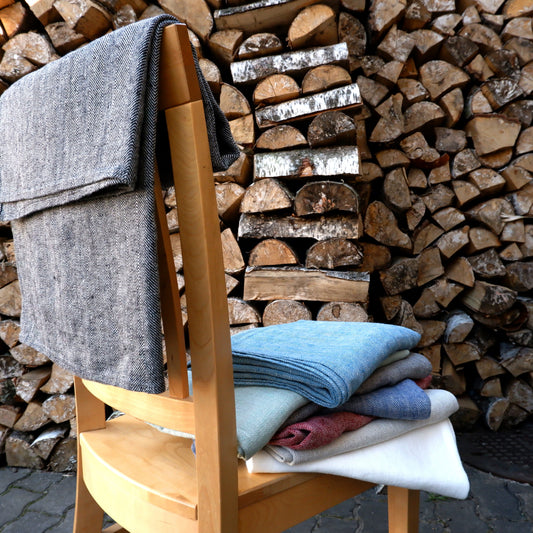 Herringbone Black - linen blanket