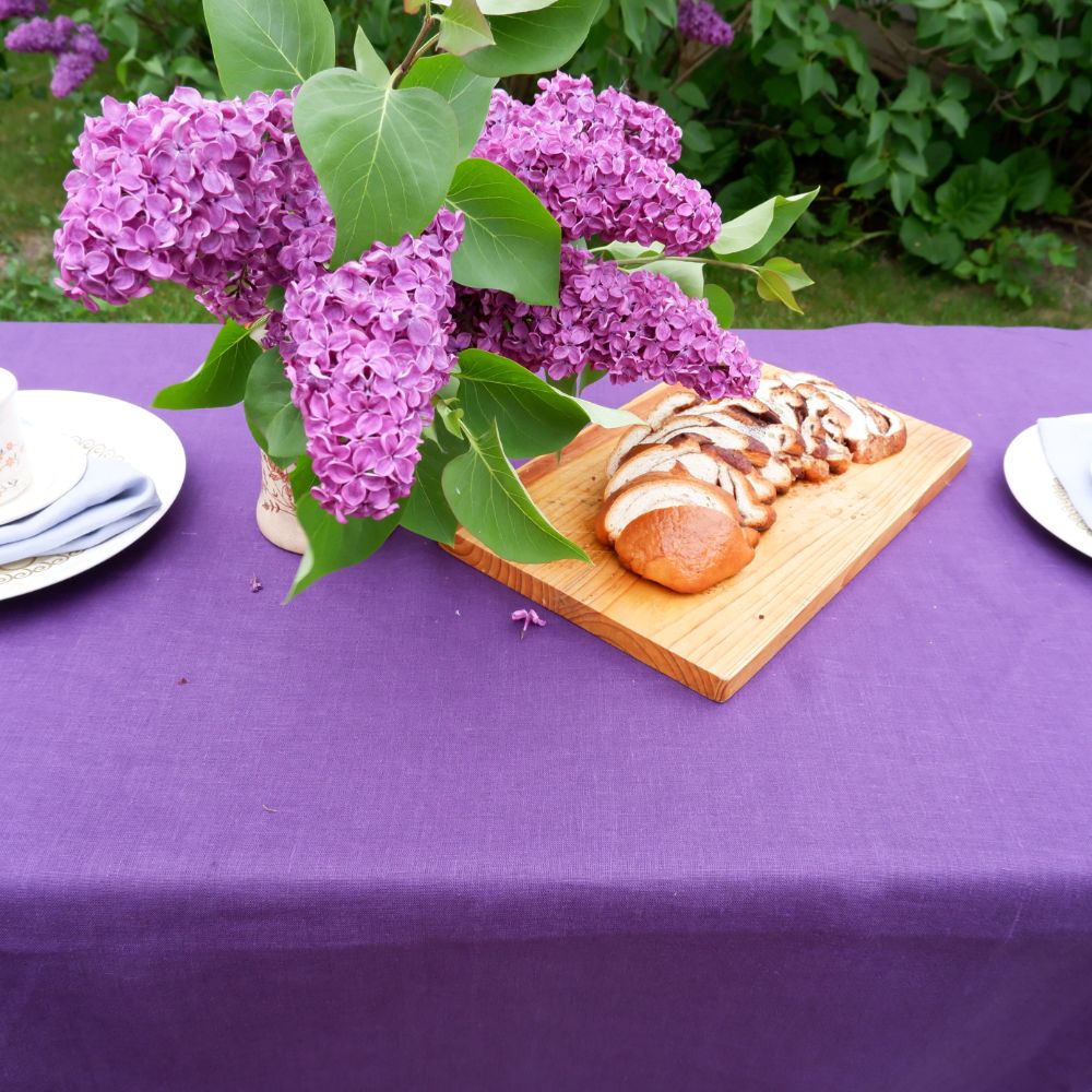 Linen tablecloth - purple
