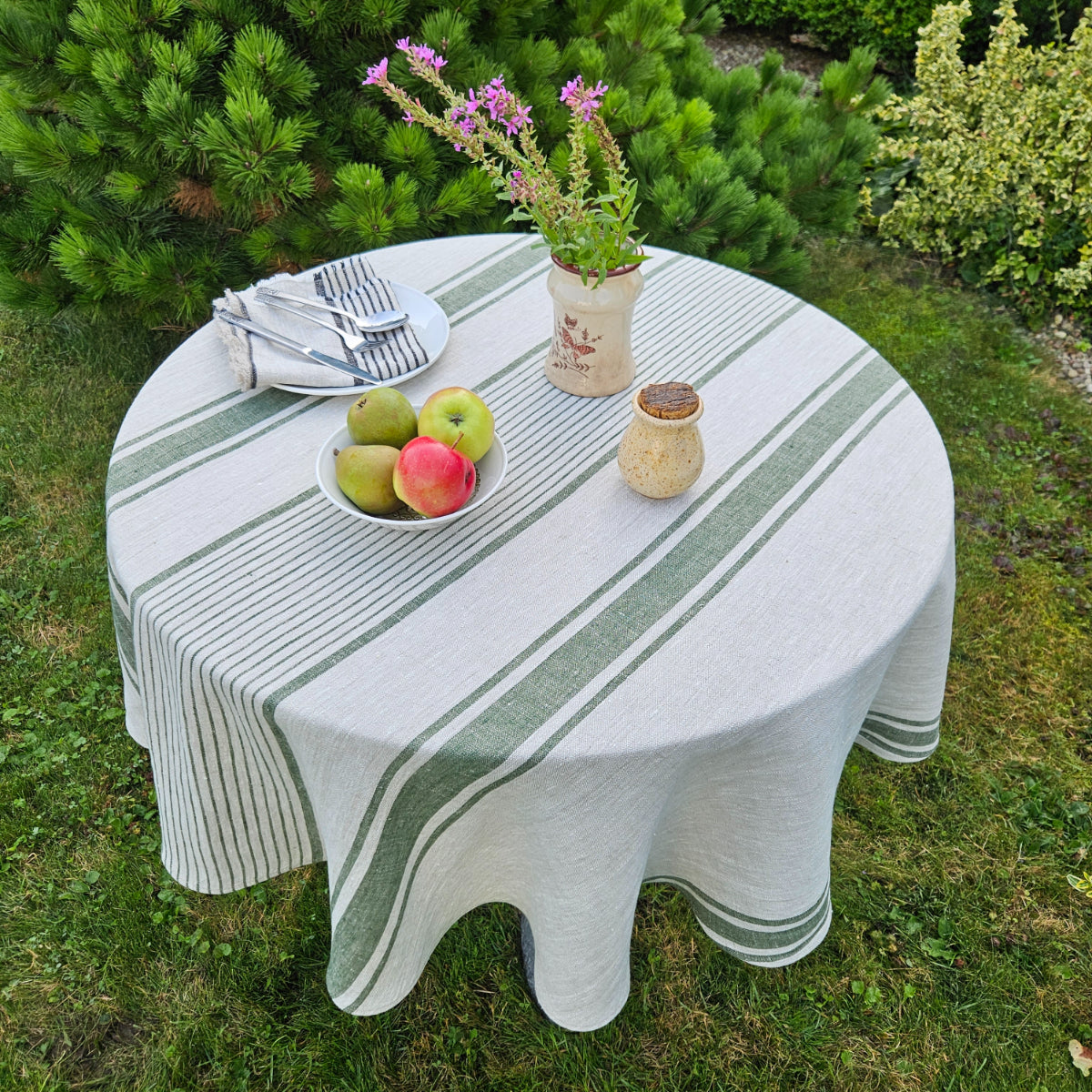 Round linen tablecloth - Village green