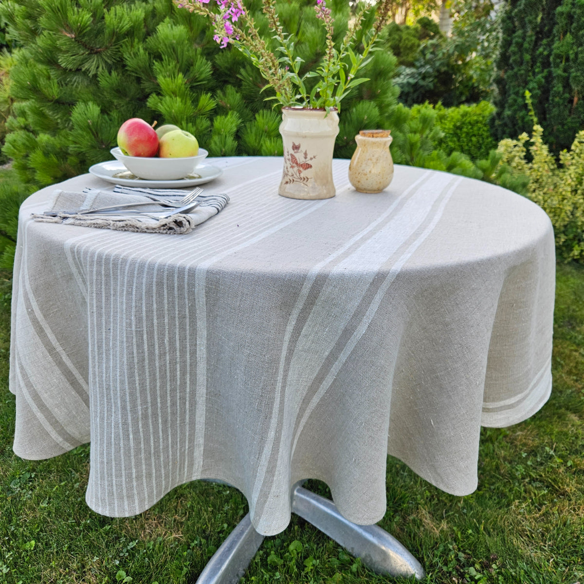 Round linen tablecloth - Village Natural
