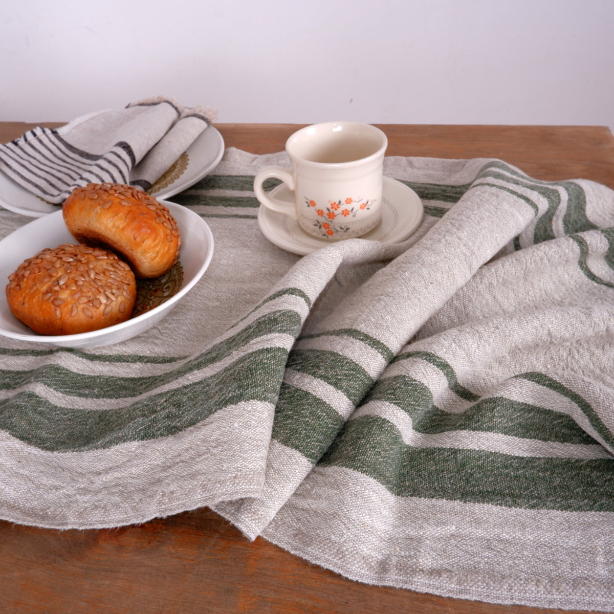 Green stripes  - linen table runner - Grainsack
