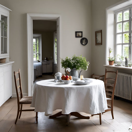 Round linen white tablecloth