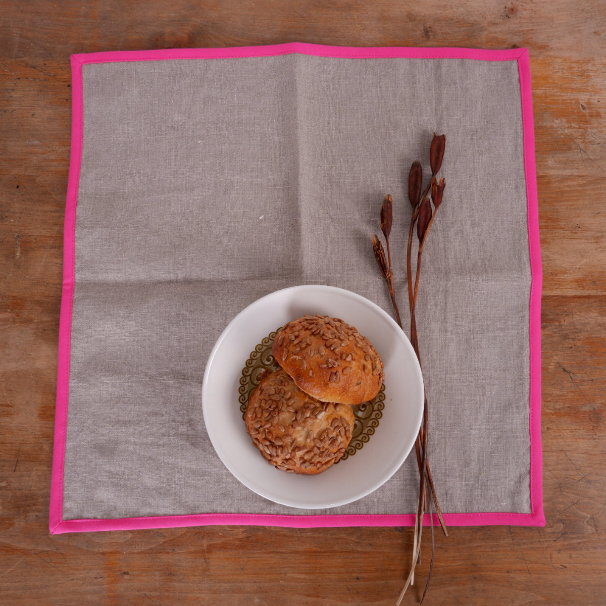 Natural linen napkin -  Pink hem