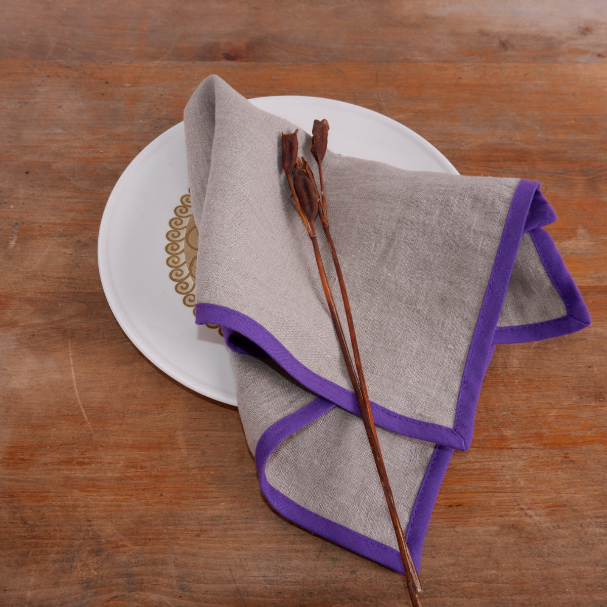 Natural linen napkin -  Purple hem