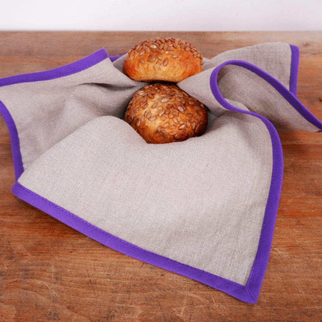 Natural linen napkin -  Purple hem