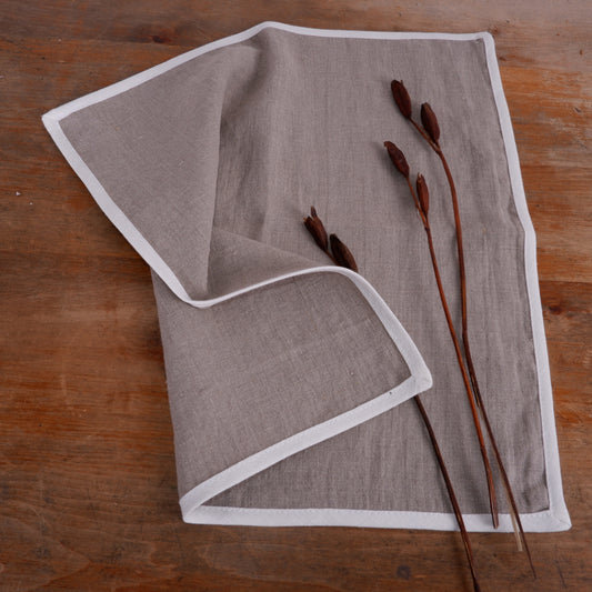 Natural linen napkin -  White hem