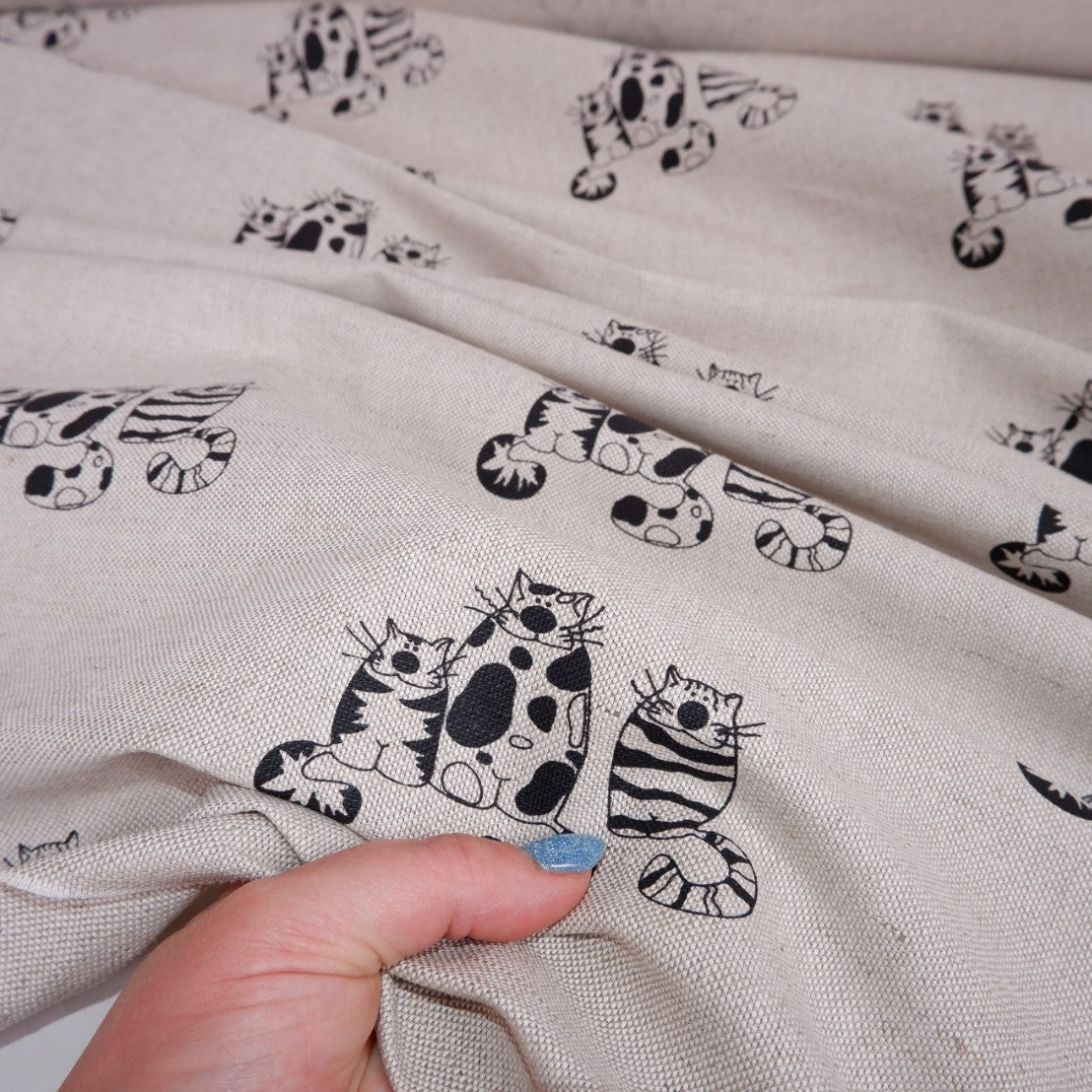 Print - Three cats - linen cotton blended fabric - 963P