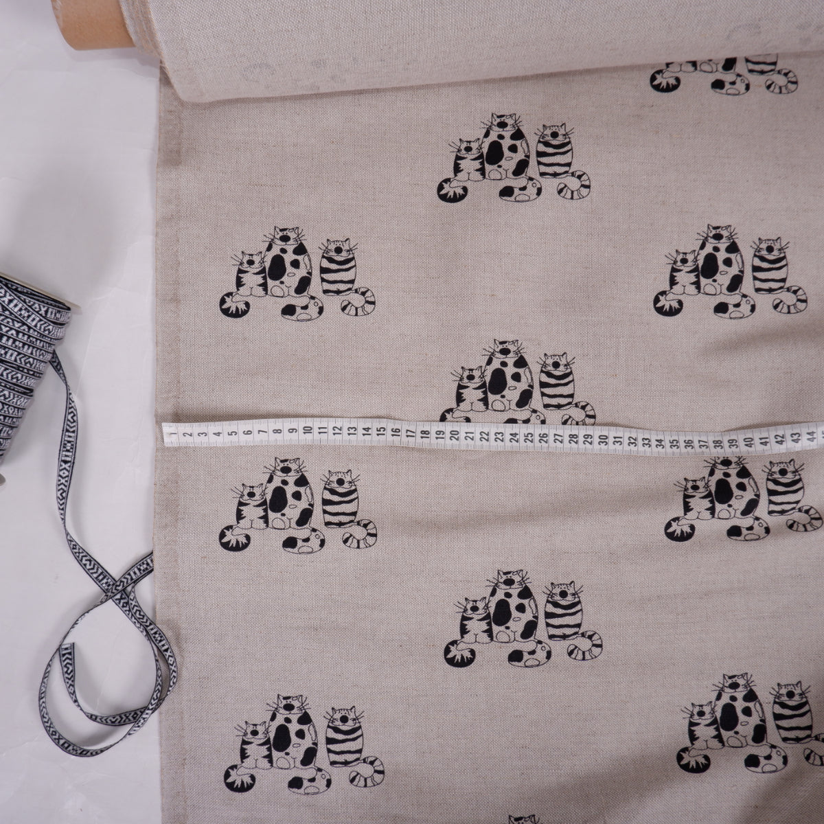 Print - Three cats - linen cotton blended fabric - 963P