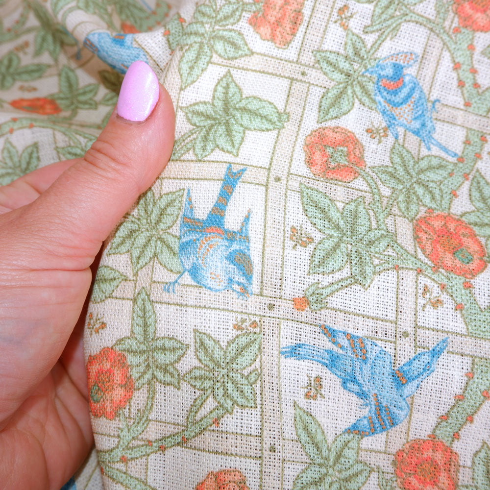 Floral linen fabric - William Morris Trellis WM211A