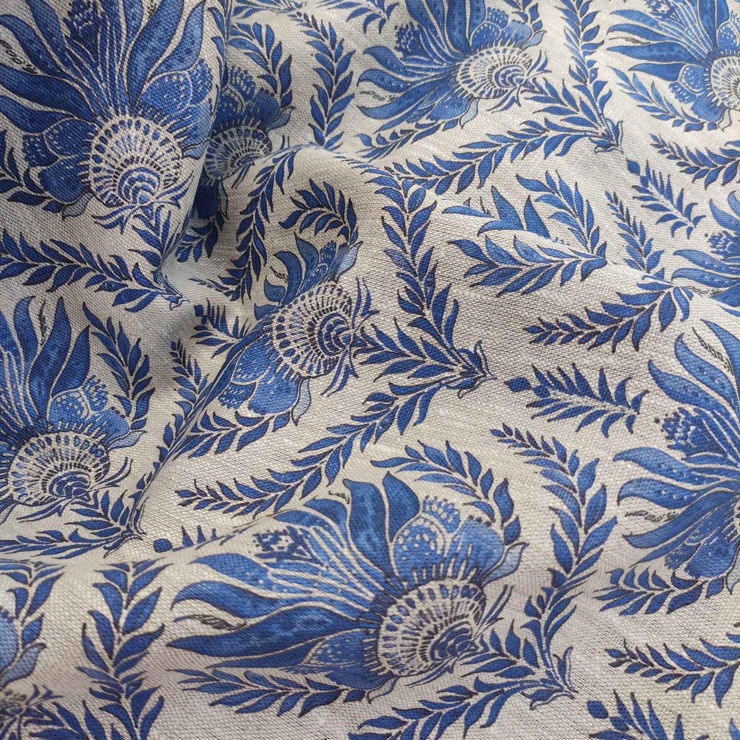 Floral linen fabric - French print in indigo blue LL305P
