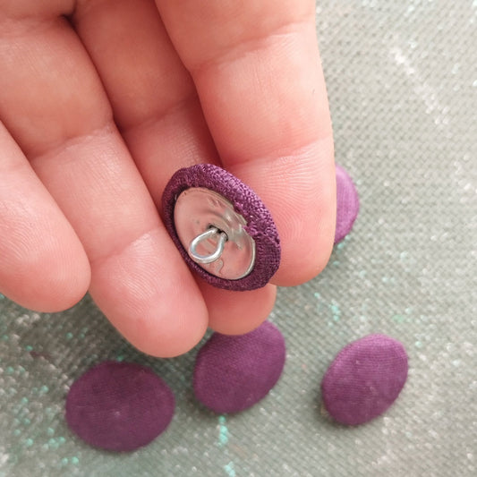 Linen Buttons in purple linen