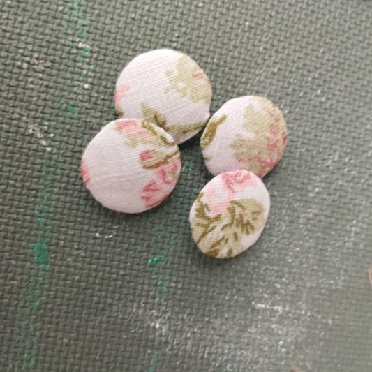 Linen Buttons in blu floral linen 278P roses