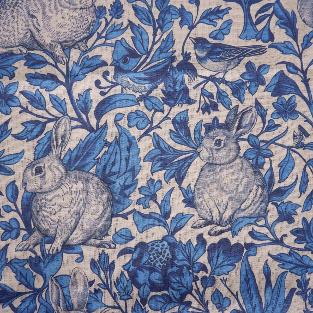 Blue rabbit - Printed linen fabric - LL358P