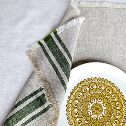 Village green - linen napkin  - with fringes
