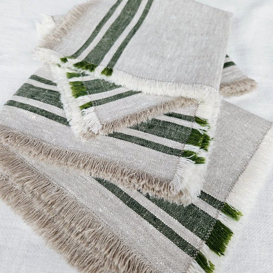 Village green - linen napkin  - with fringes