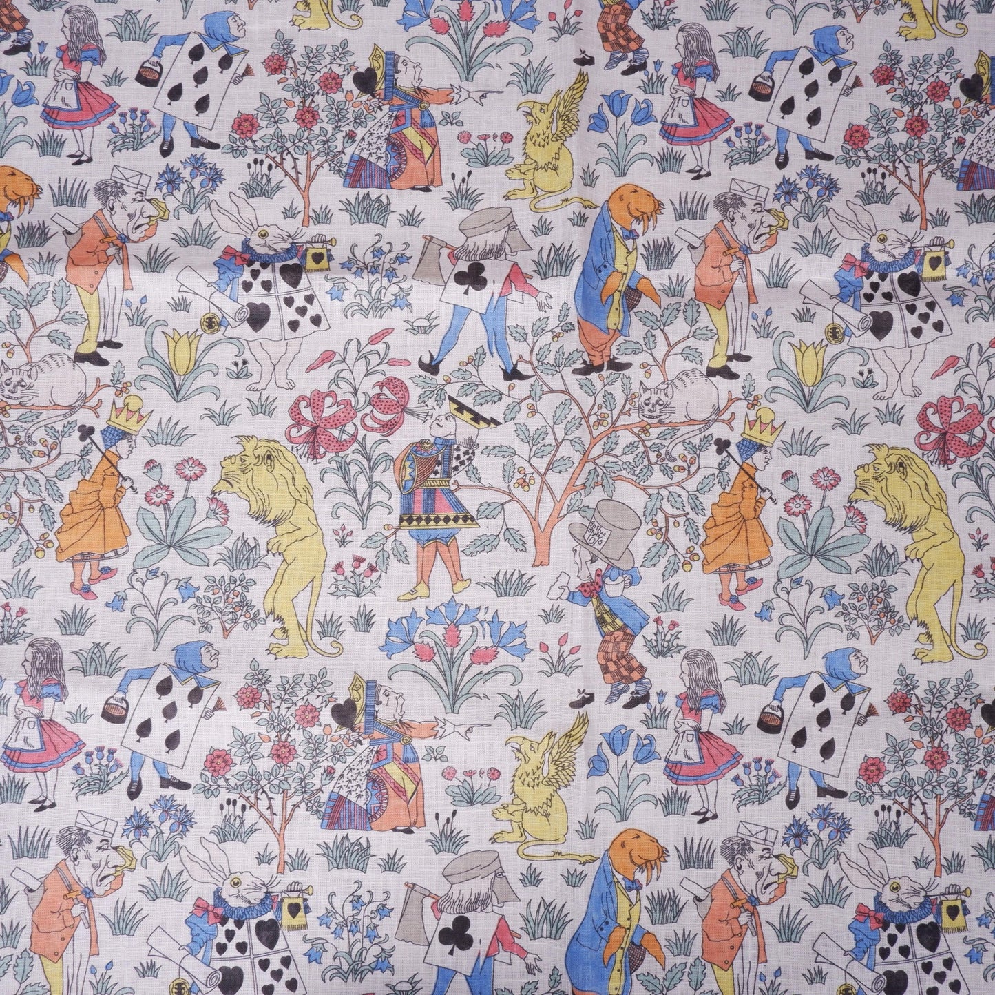 100% linen fabric - Alice in Wonderland by Voysey - Victorian Art crafts - Historical pattern for upholstery dress making 2984