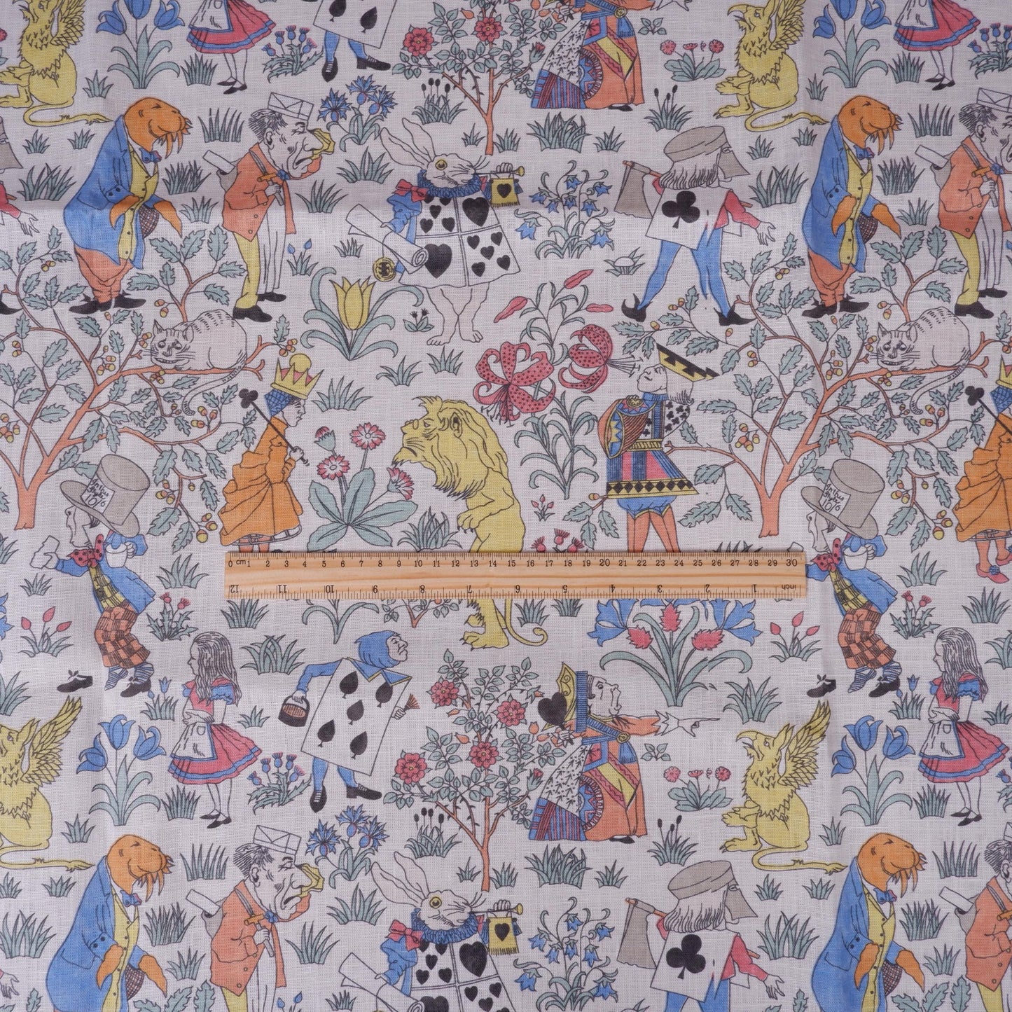 100% linen fabric - Alice in Wonderland by Voysey - Victorian Art crafts - Historical pattern for upholstery dress making 2984