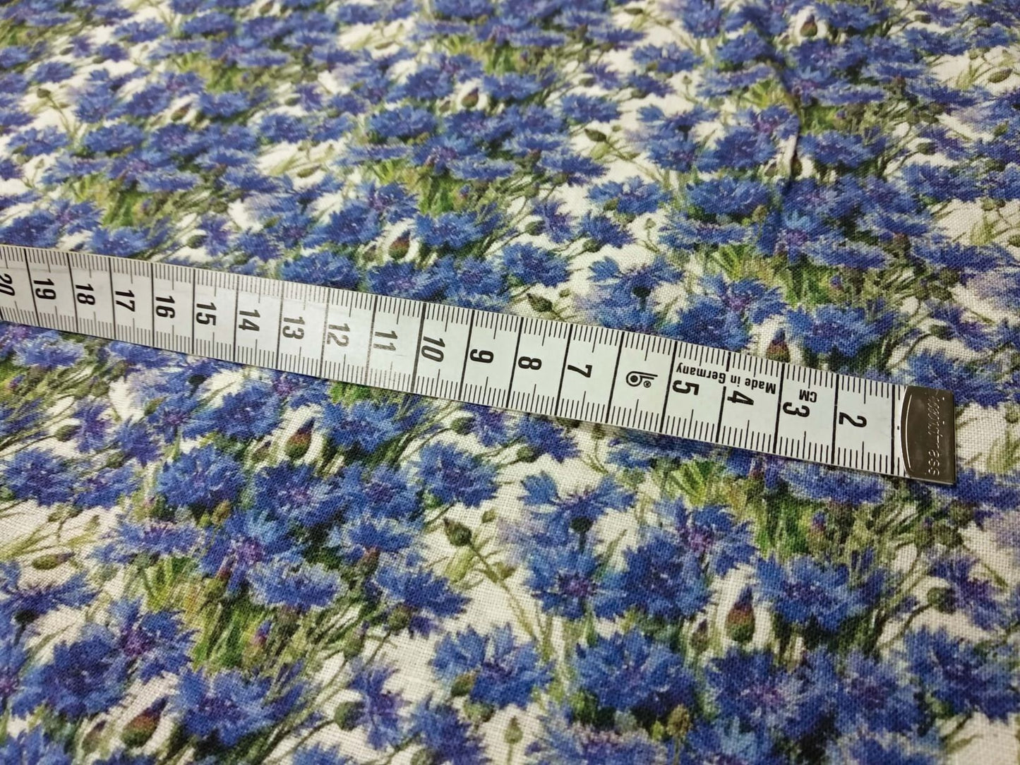 100% linen fabricwith cornflower print -  Medium weight  or heavy  -  for blouses dresses curtains scarves 059
