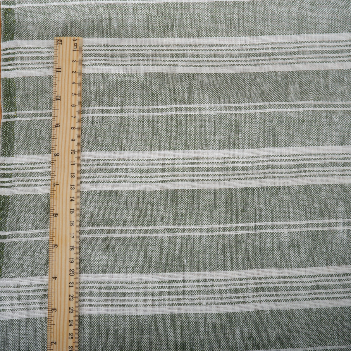 Green COTTAGE stripes - heavy linen fabric - T310