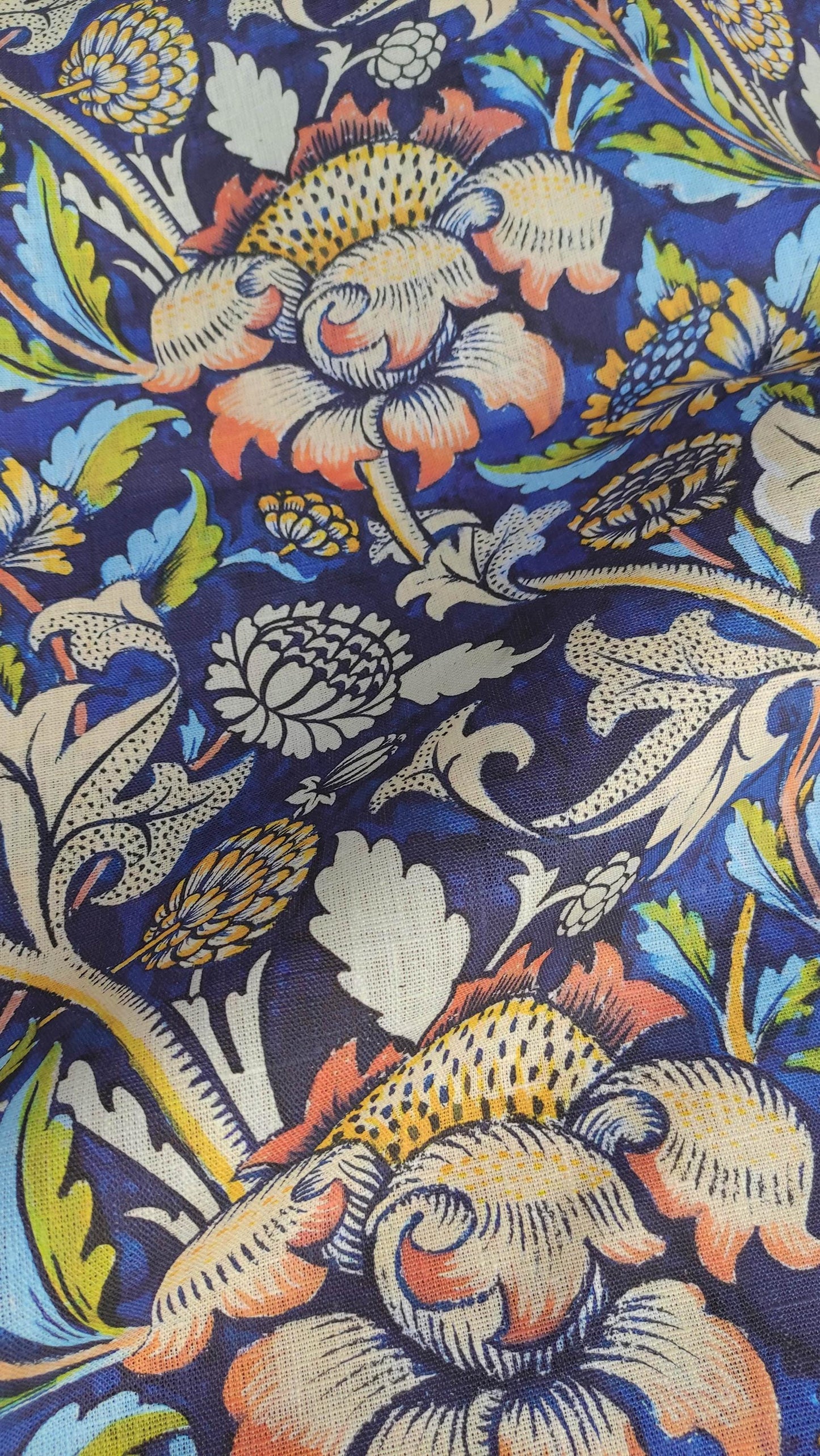 William Morris WEY print on  100% LINEN, Victorian Art and crafts linen Fabric, William Morris 200gsm fabric Historical pattern